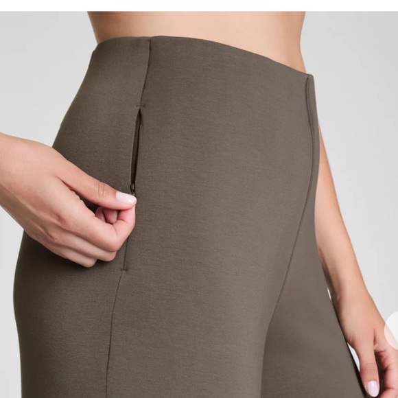 SPANX AirEssentials 2p Matching Set Half-Zip Top & Pants Mineral Medium NWT - Picture 4 of 8